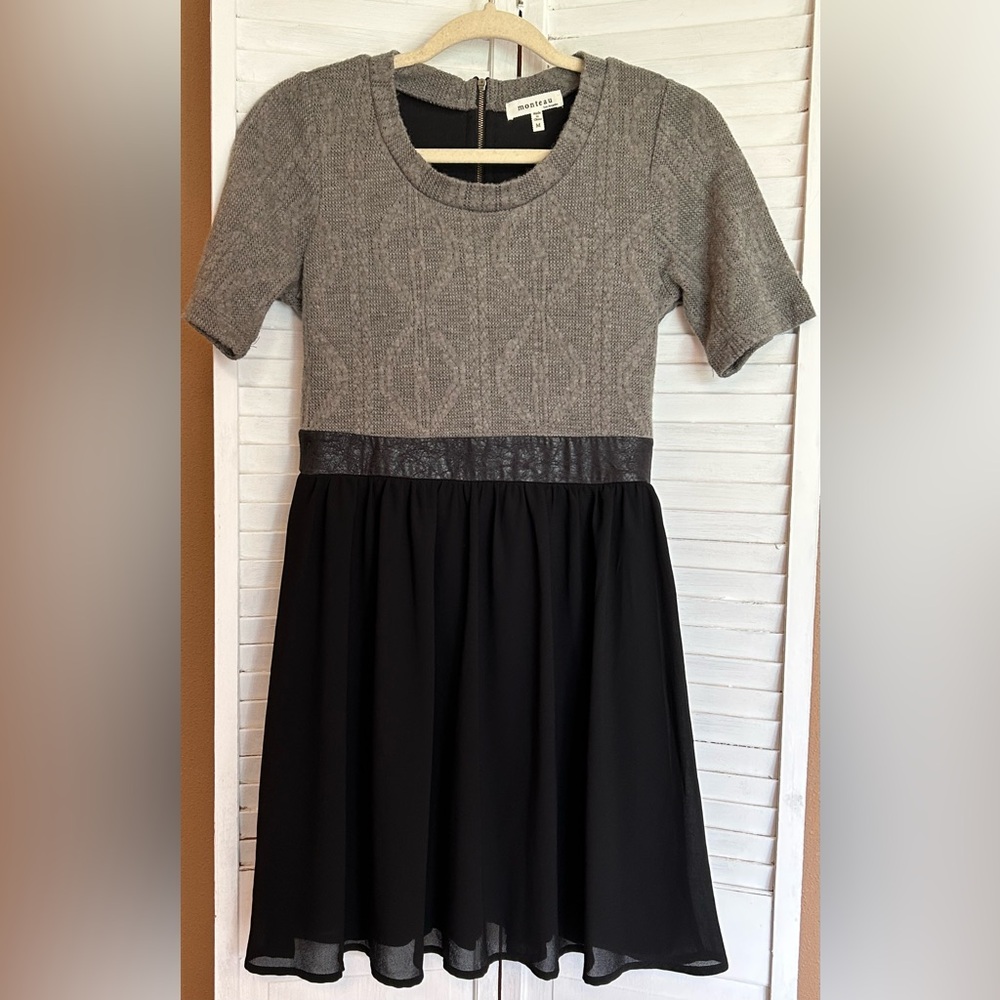 Monteau Size Medium Girls Juniors Sweater tutu dress